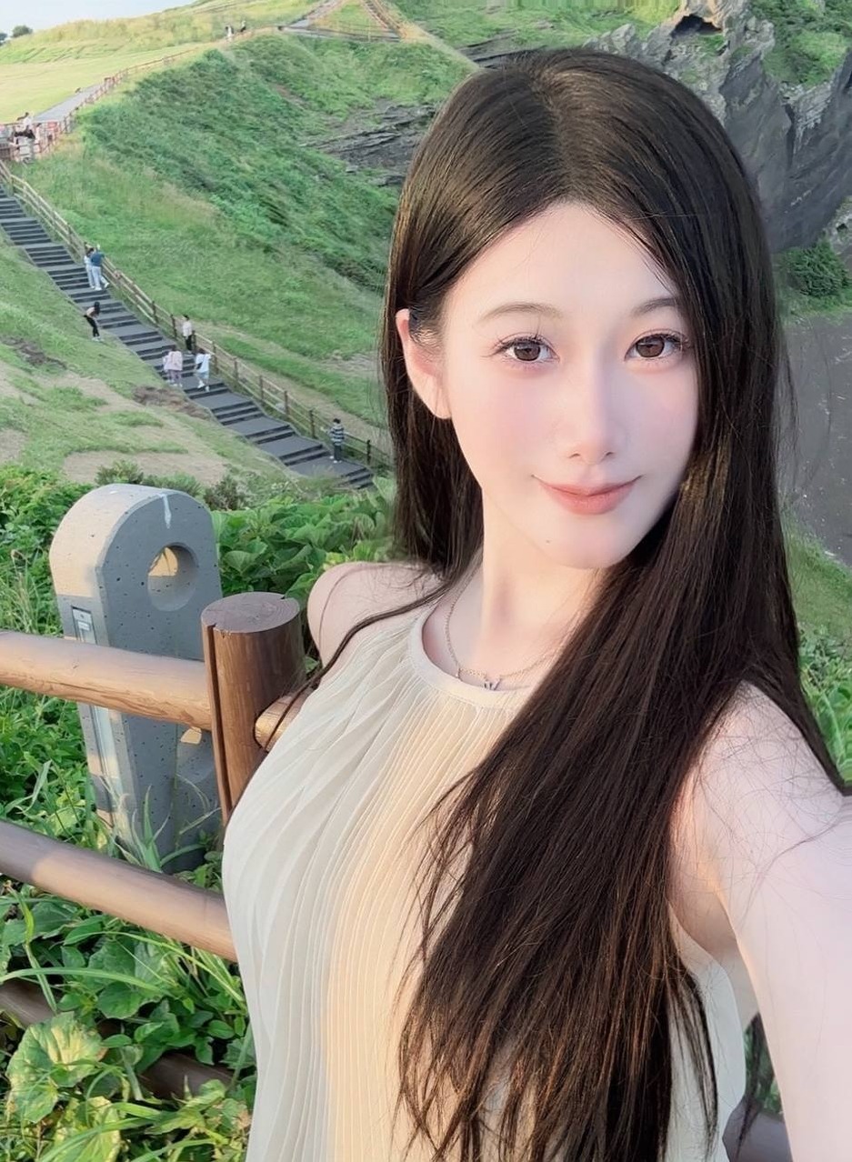 深圳南山提喵 03年170 纯欲无纹身 新人首次服务耐心