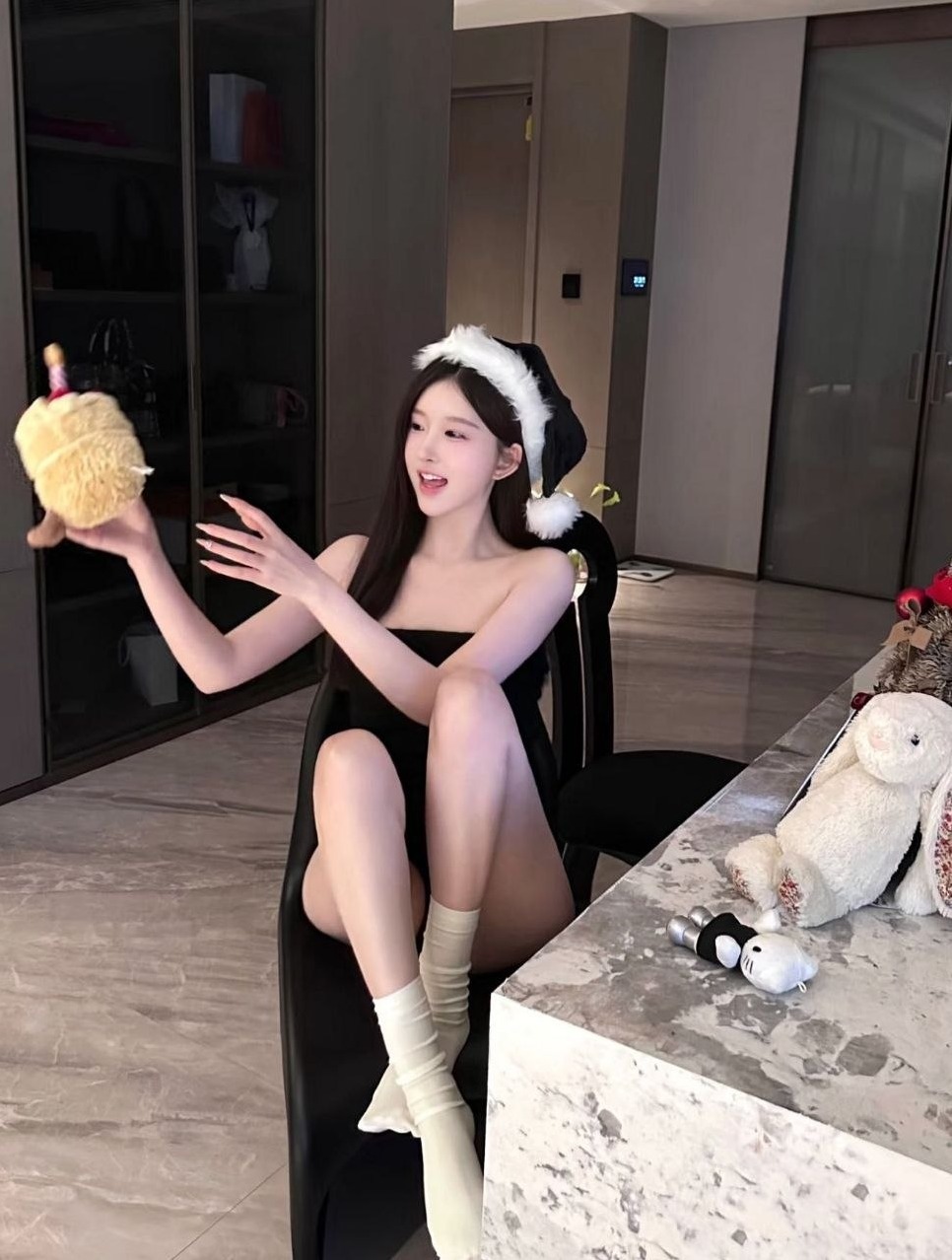 北京小布丁小若身高168体重45纯天然真胸身材妖娆