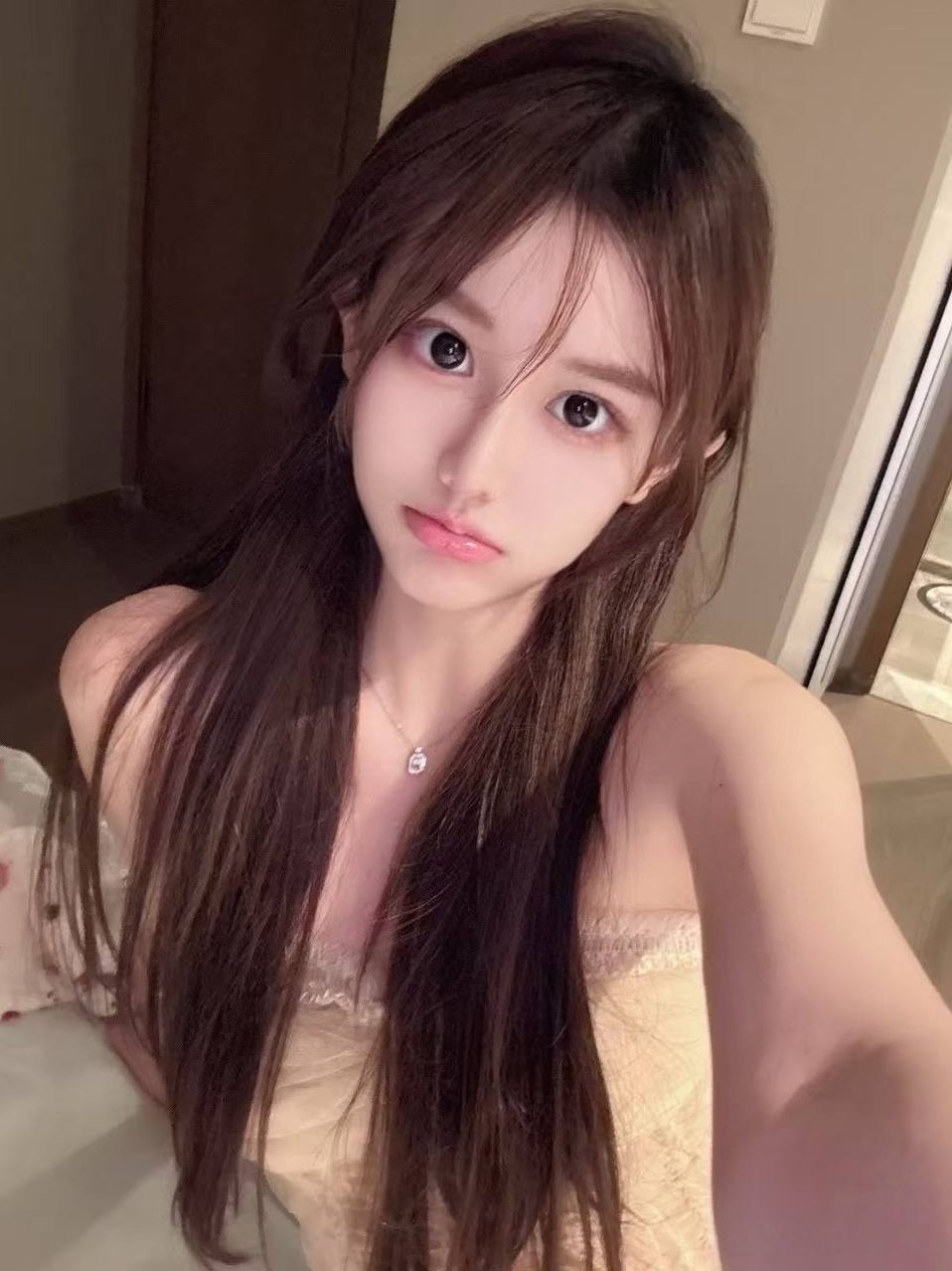 深圳南山糖糖 身高172 奶油肌Q弹 美术生学生兼职 需预约