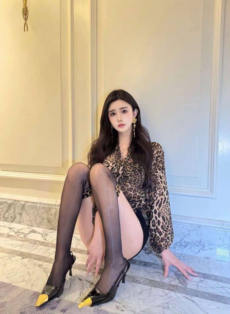 广州天河文斯 175E御姐 纯天然大奶 筷子腿 温柔耐心