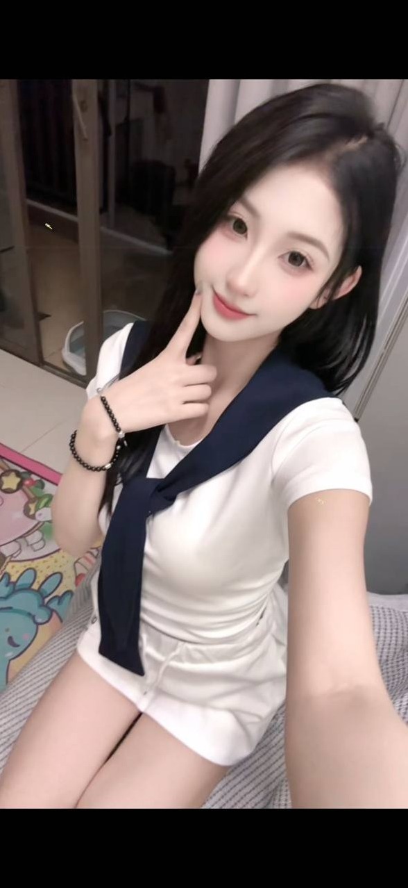 广州麟麟 高挑纤细 全身无整容 留学生 舞蹈钢琴