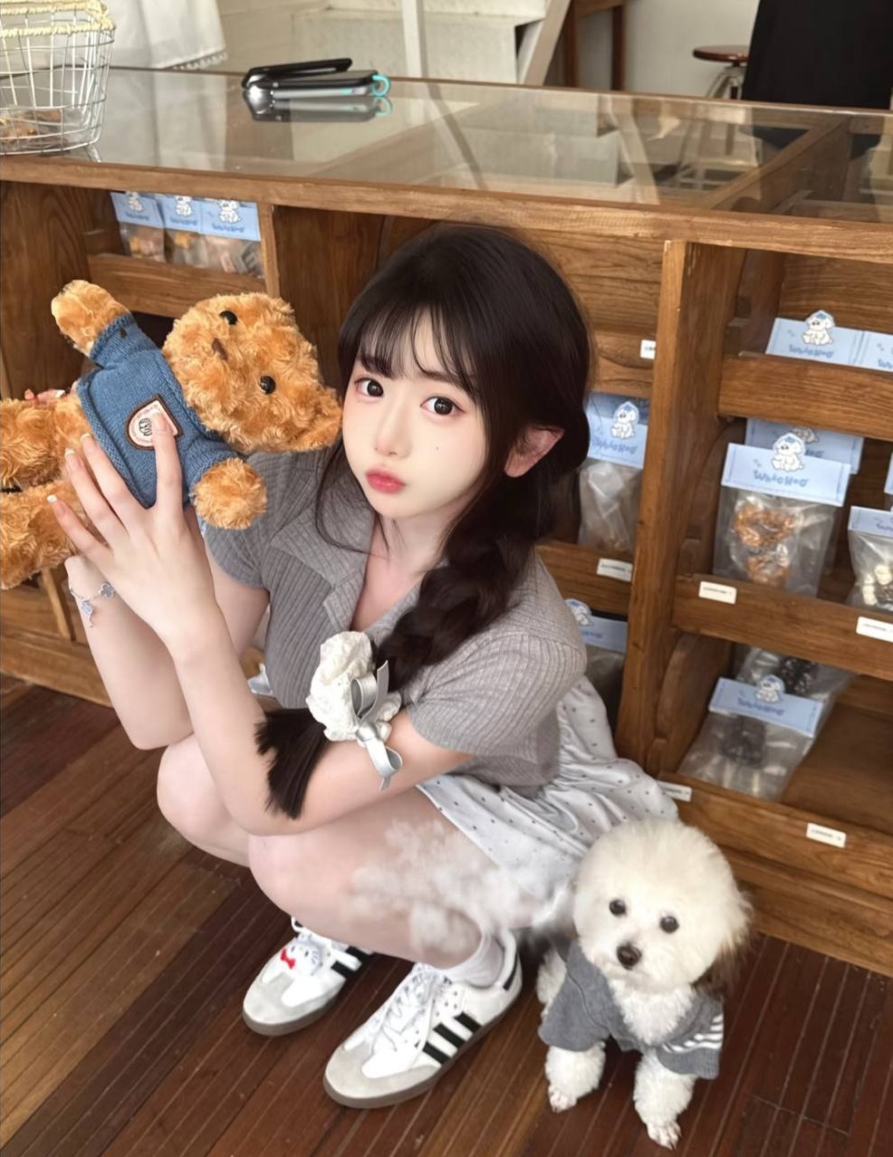 广州王子诺 纯兼职无纹身 极品白小纯 童颜巨乳 精致