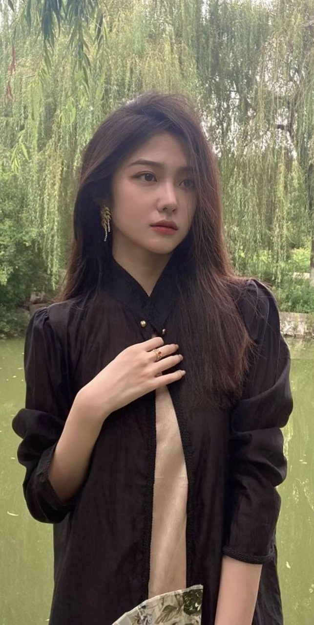 广州清纯娜娜 175C 腿长1米 雪白肌 极品玉女