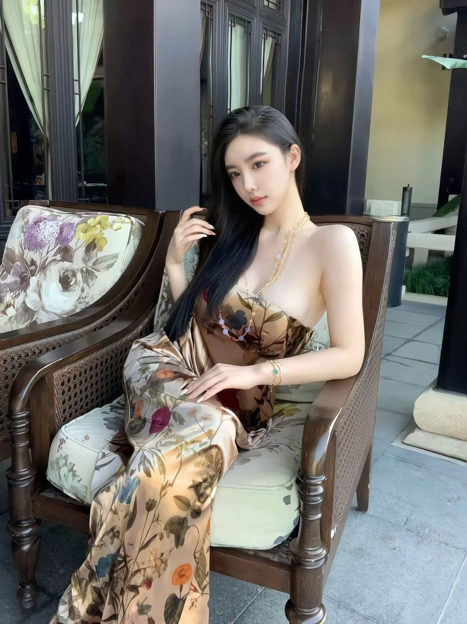 广州小鹿 良家少妇 高挑丰满 大蜜臀 可震 可演绎任意角色