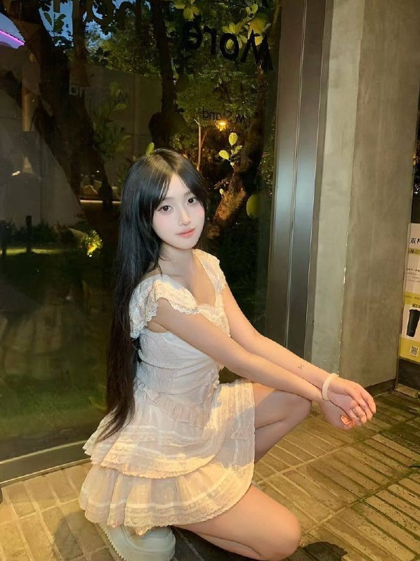 广州 杨弈 168cm 一字马 白小纯