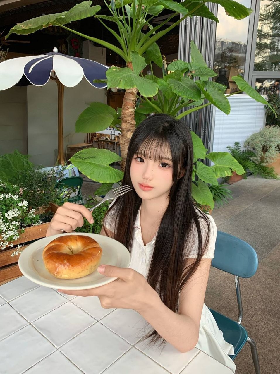 杨弈 170cm 白小纯 无纹身 广州