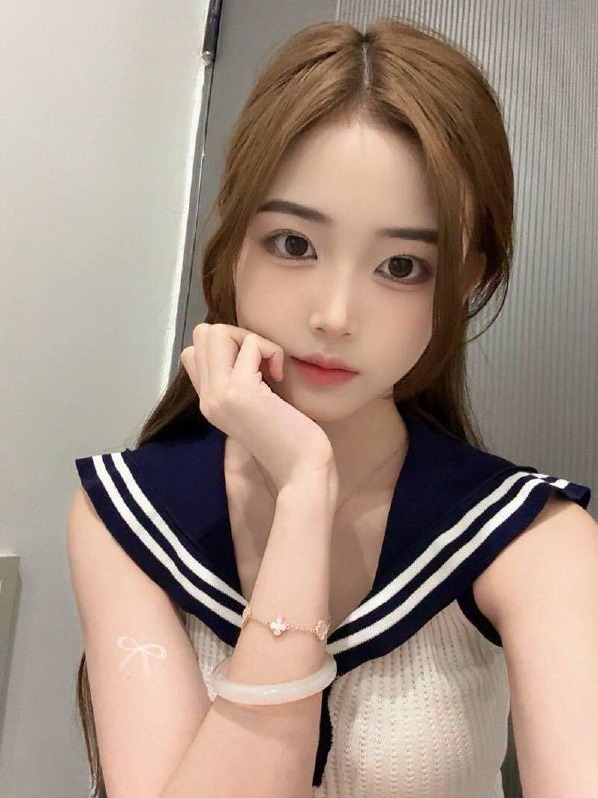 广州静香 168cm C杯 无纹身 圈外好友 耐心十足 温柔聪慧