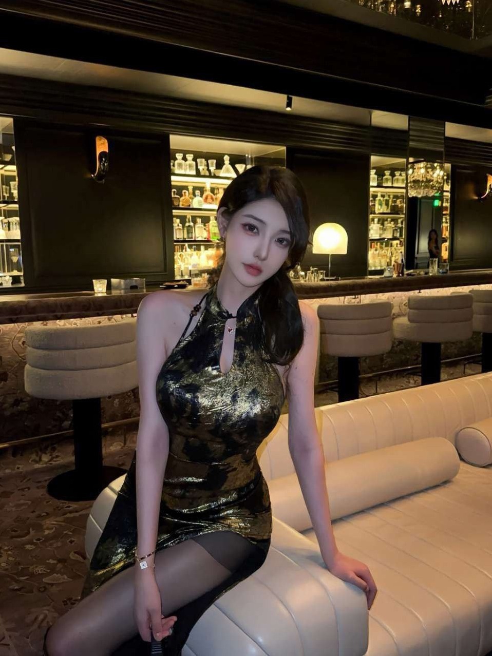 深圳范闲🏠 175cm 御姐極品大长腿 王妃 御姐