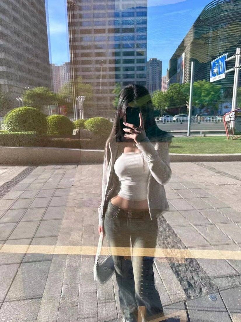 广州杨弈 白小纯 萝莉体型 C杯 冷白皮 紧致多水 不催