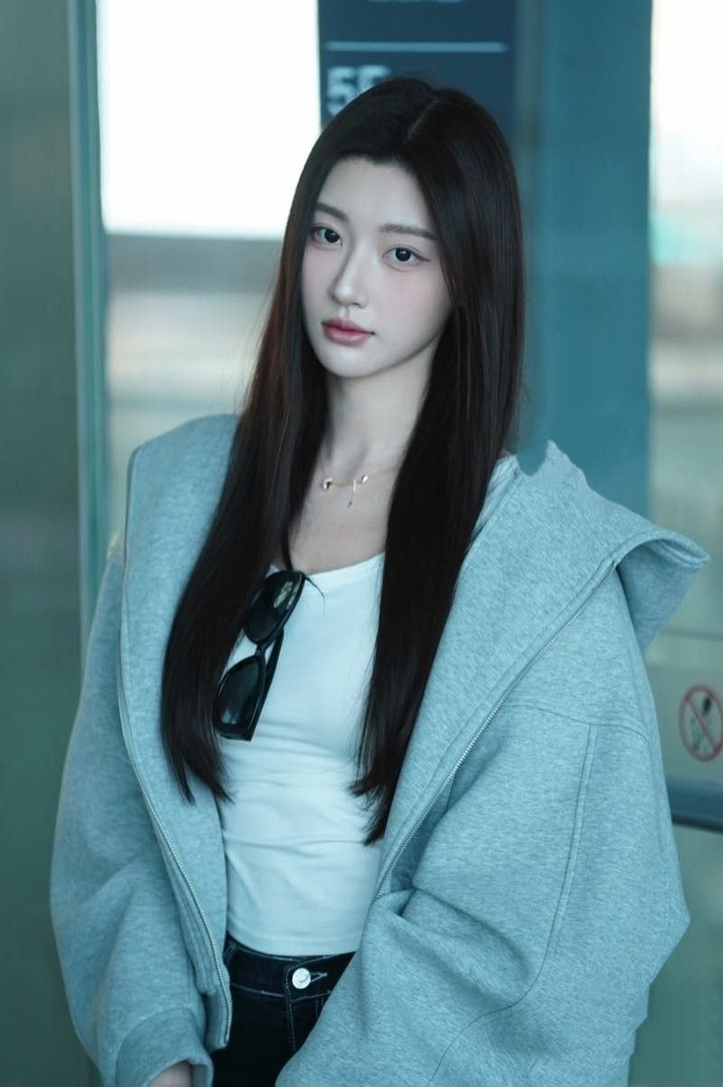 北京朝阳北舞鸡哥175cm95斤妈生脸雪白全身可舞蹈一字马