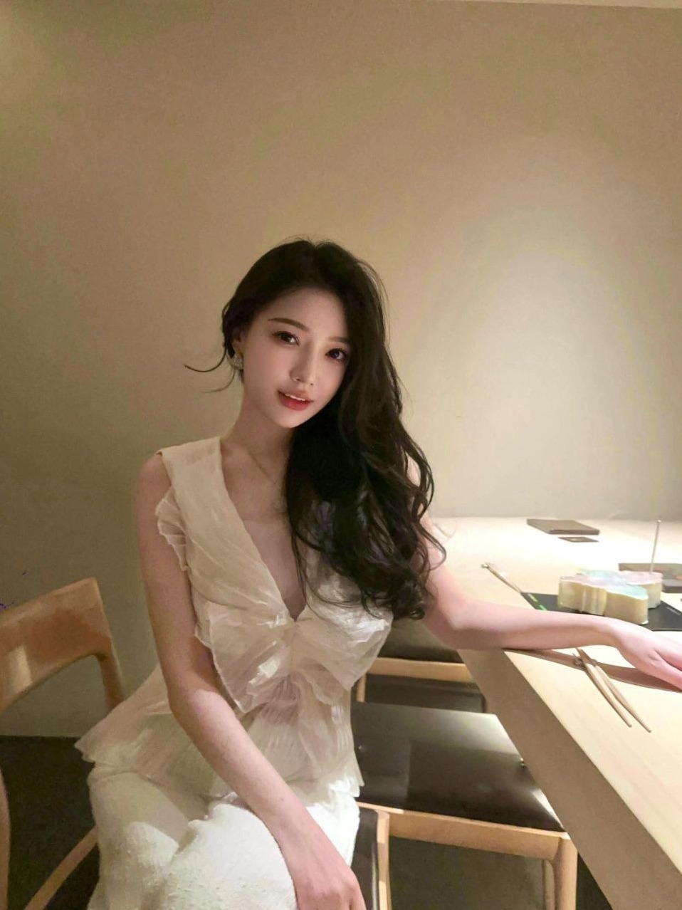 北京朝阳鸡哥中俄混血天然E身高172气质女神