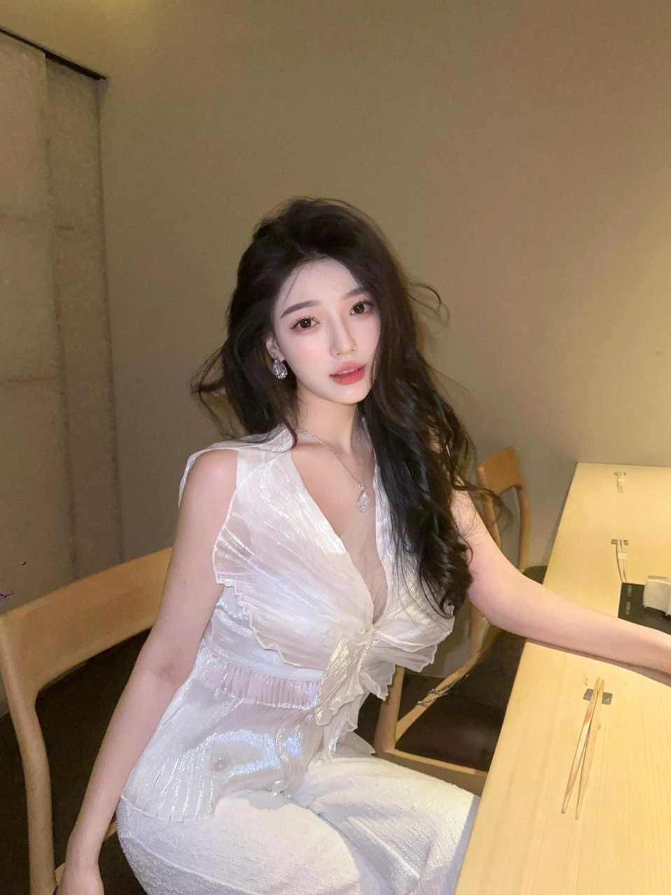 北京朝阳鸡哥雪白肌肤天然E一米七二无整容乖乖女