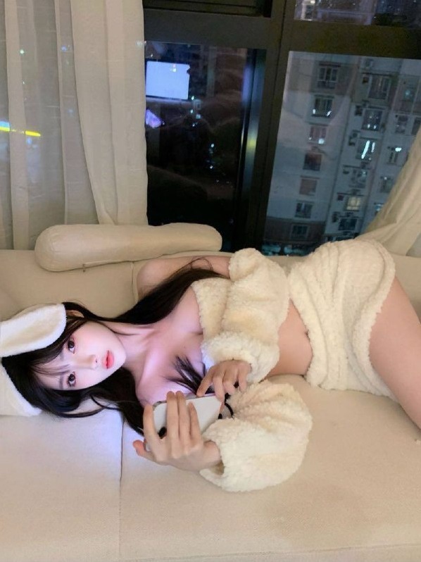 杭州萧山小纯 170cm06D学生 冷白皮筷子腿 一字马乖巧甜美
