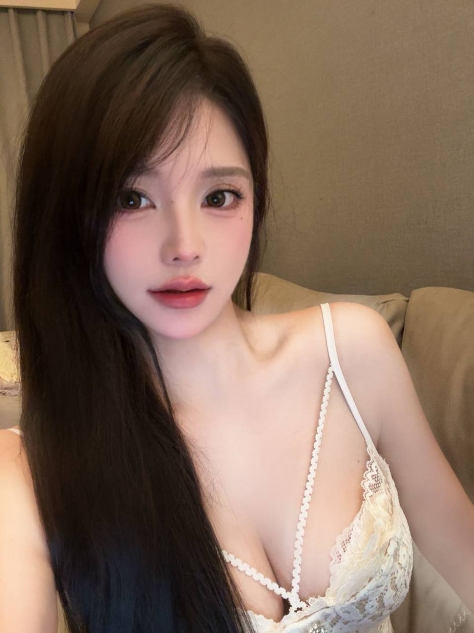 广州新人杨弈 身高168cm 体重98斤 D杯 纯欲网红脸 服务超好