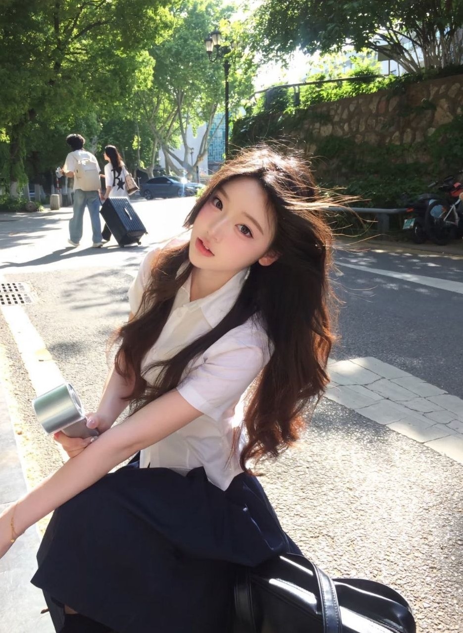 南京 倩倩 刚成年 极品纯欲 精致面孔 腰精 戏精 168cm
