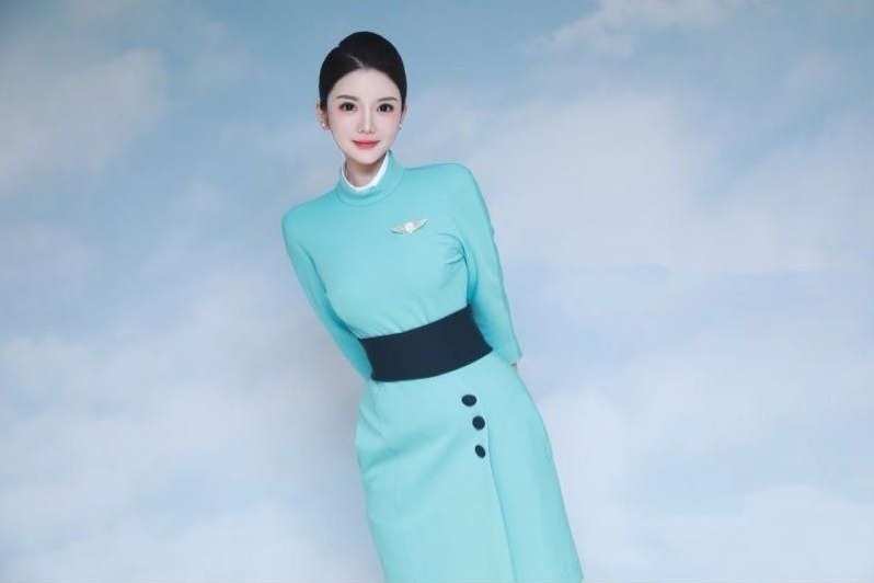 南京鼓楼Laochen空姐 170 Dcup 雪白通透 气质佳 情趣服务齐全