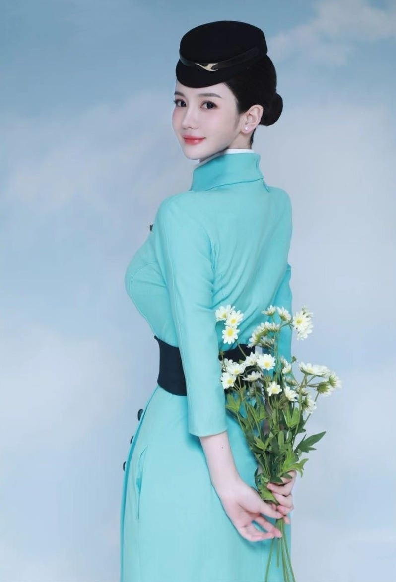 南京鼓楼Laochen 厦航空姐 170 D 雪白极品 高素质 丝袜制服齐全