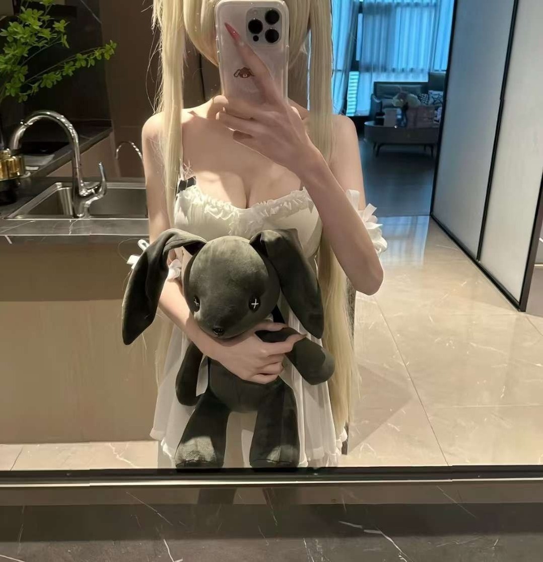 南京建邺Laochen💝06 萝莉cos 清纯可爱 无纹身 时间有限 素质高