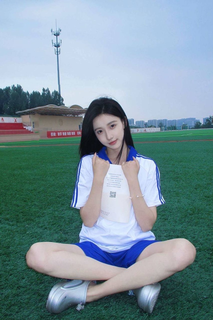 上海静安小红娘 高白纯 175cm D杯 清纯甜美