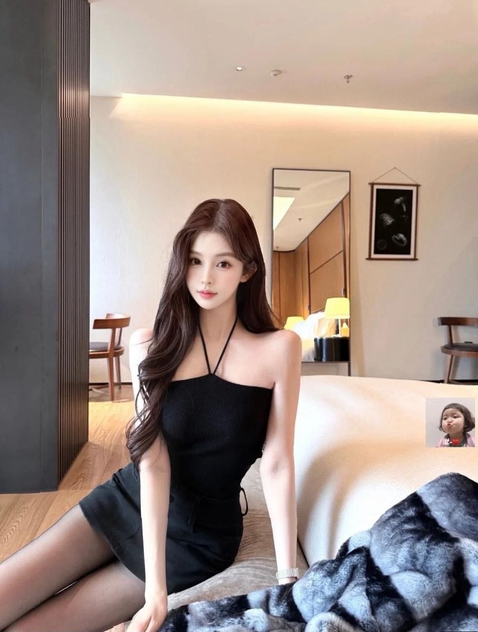 南京Laochen 网红冷白皮 筷子腿167真C 温柔体贴 声音超嗲