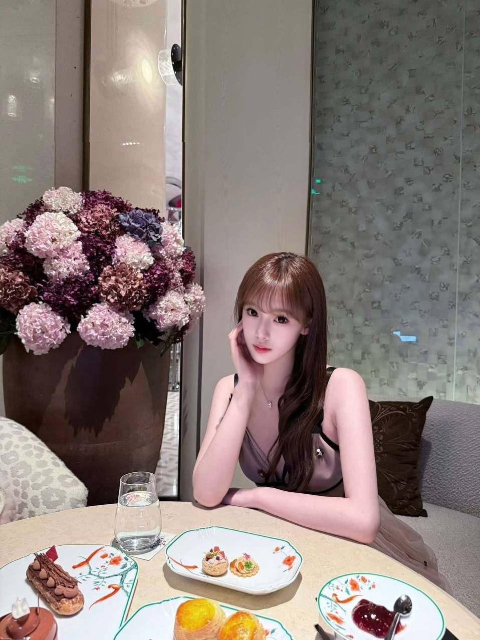 杭州上城 露露 火辣身材 前凸后翘 高端陪伴 私密定制