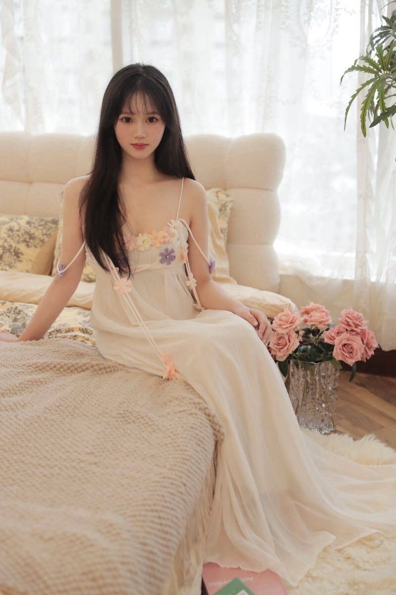 杭州上城香蕉 初恋女友气质 三点粉嫩 热情女友式体验