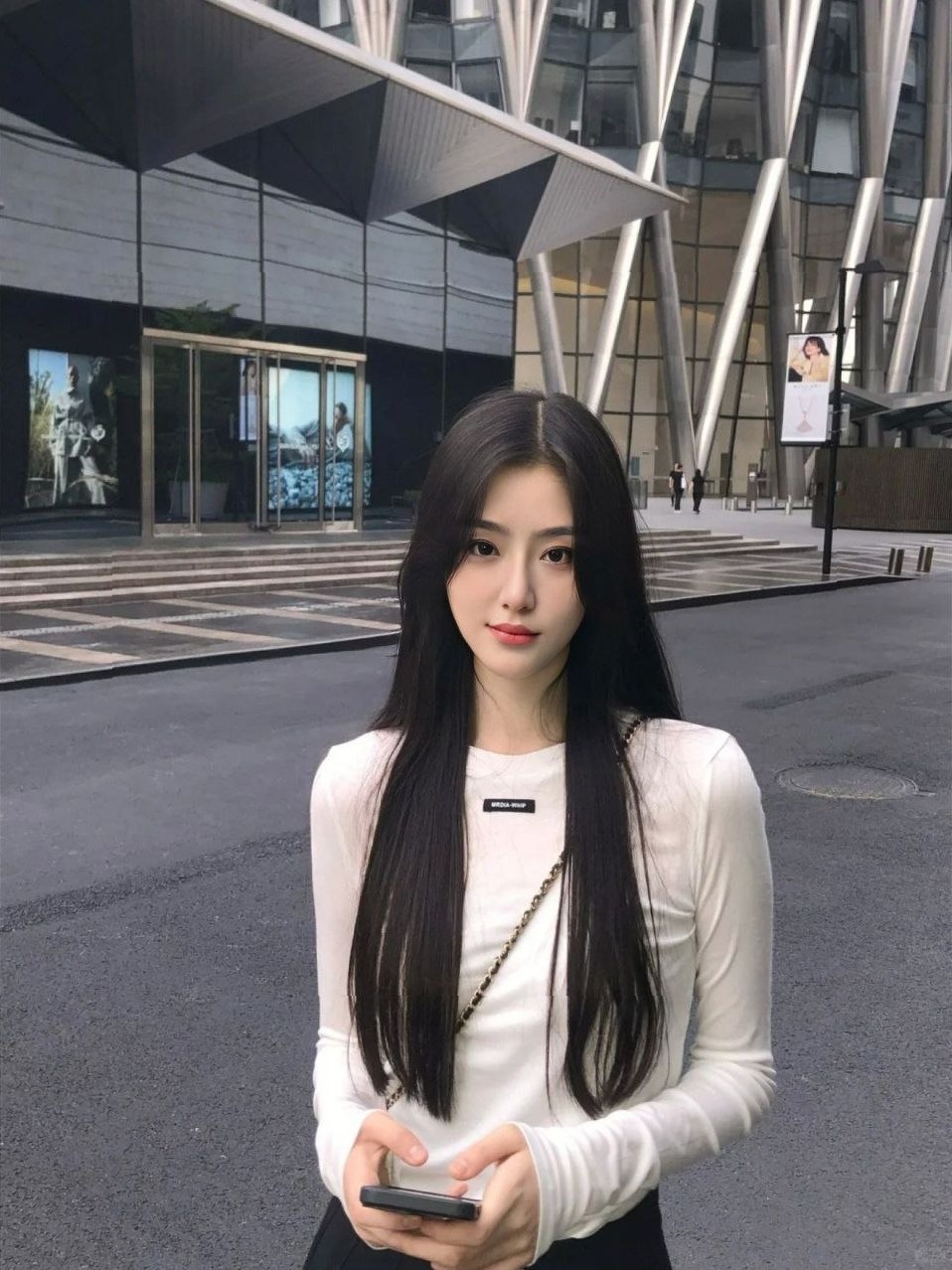 广州飞儿178cm真胸专业模特圈外女友兼职高情商
