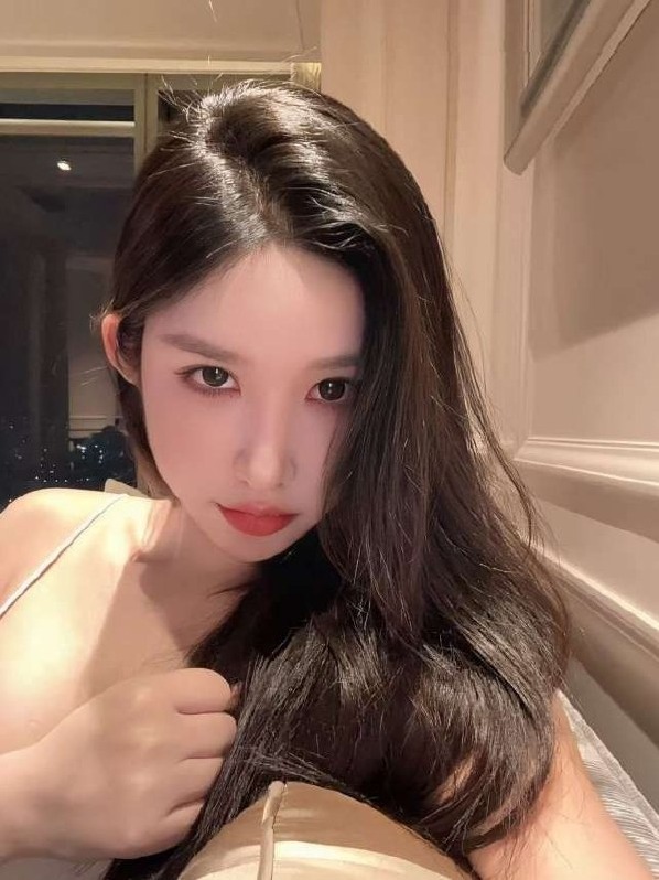 苏州小翘毛 健身宠物高尔夫 天然无整 02年 身高174cm