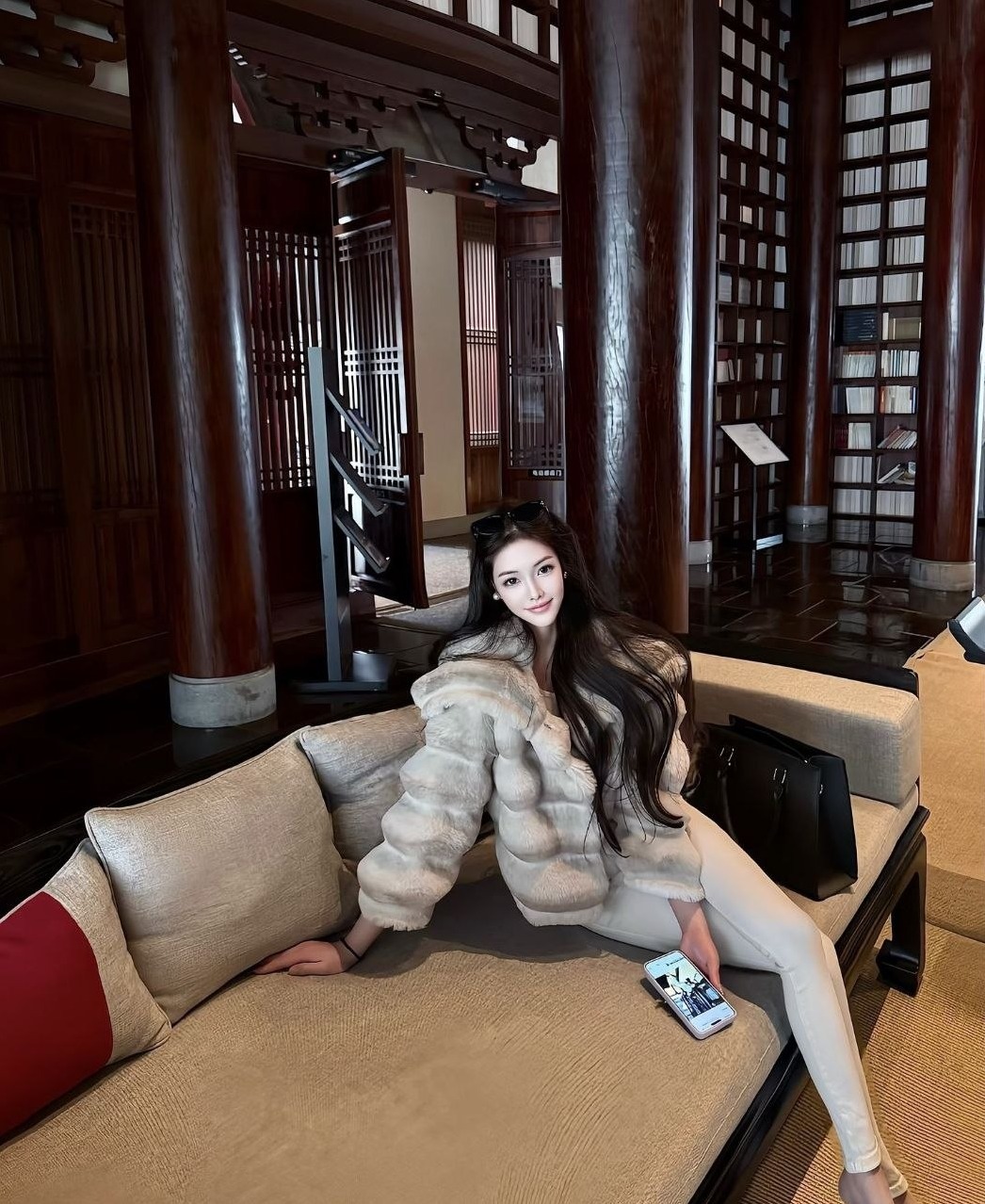 南京Laochen 179cm御姐 白皙肌肤 笑容甜美 服务专业周到