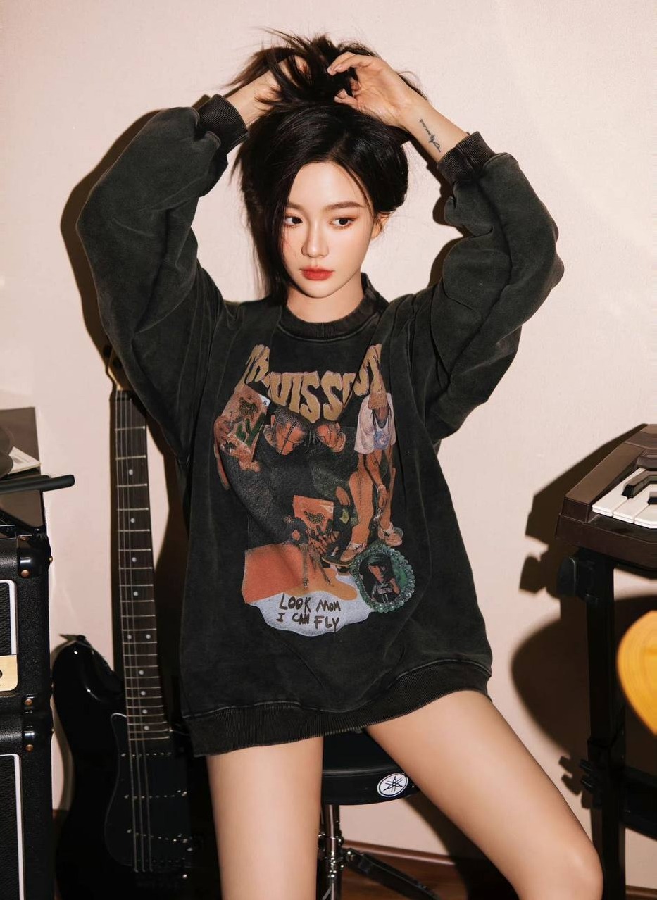 上海 童童 175D 肤白高挑 清纯自然 中传才女 可约