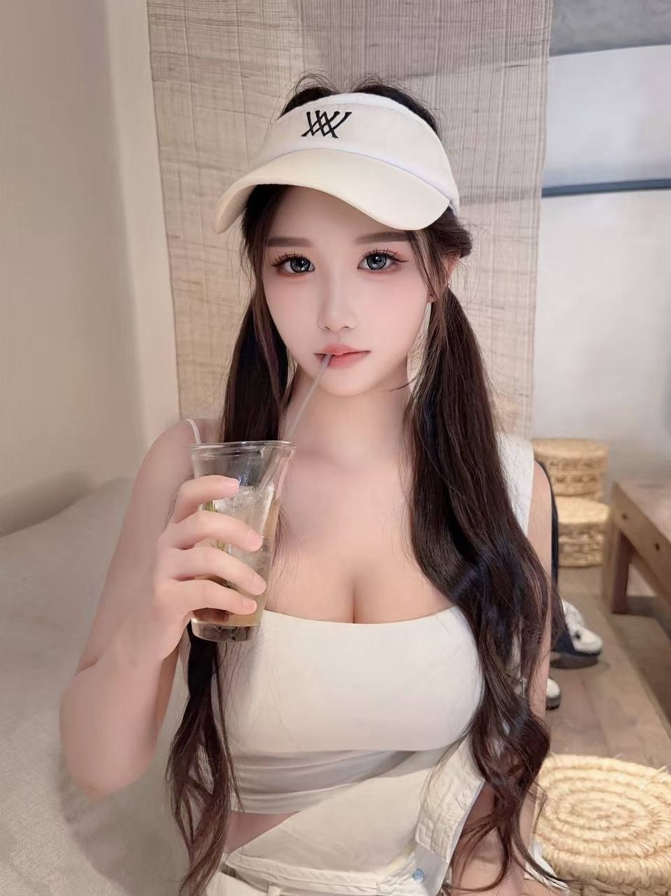 长沙 欢喜小雪 极品新人 身高176 前凸后翘 风趣幽默