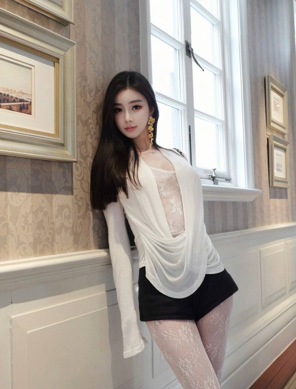 广州杨弈极品好评御姐69舌吻服务气质天花板