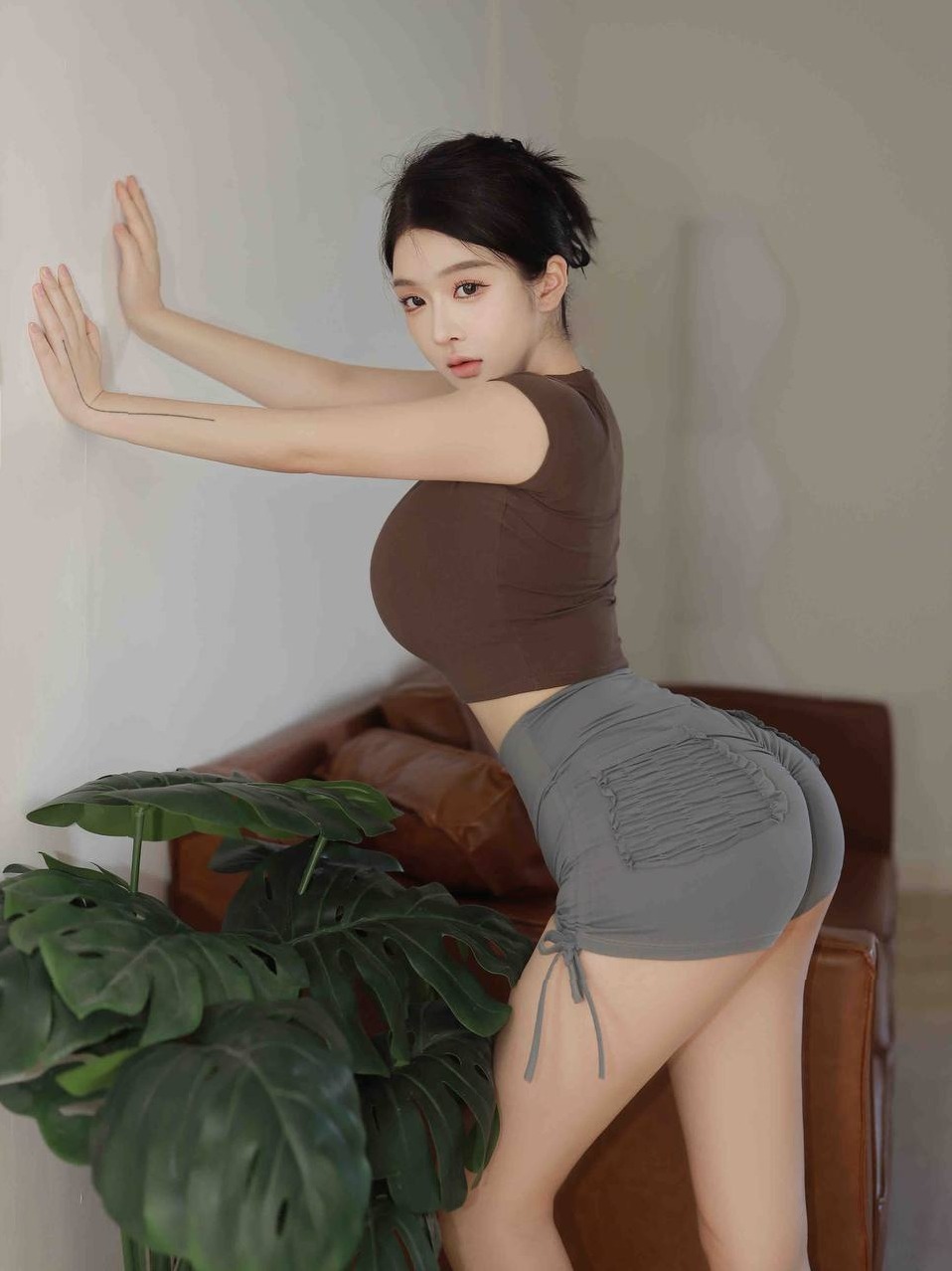 深圳 少帅 172cm D杯 小蛮腰蜜桃臀 御姐气质 NSCA认证私人教练