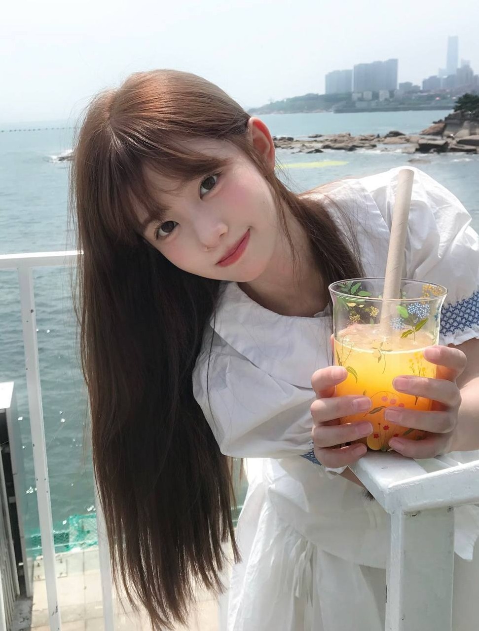 深圳如梦 170真粉C 90斤 腰细腿长 清涩初恋感 温柔甜妹 可约