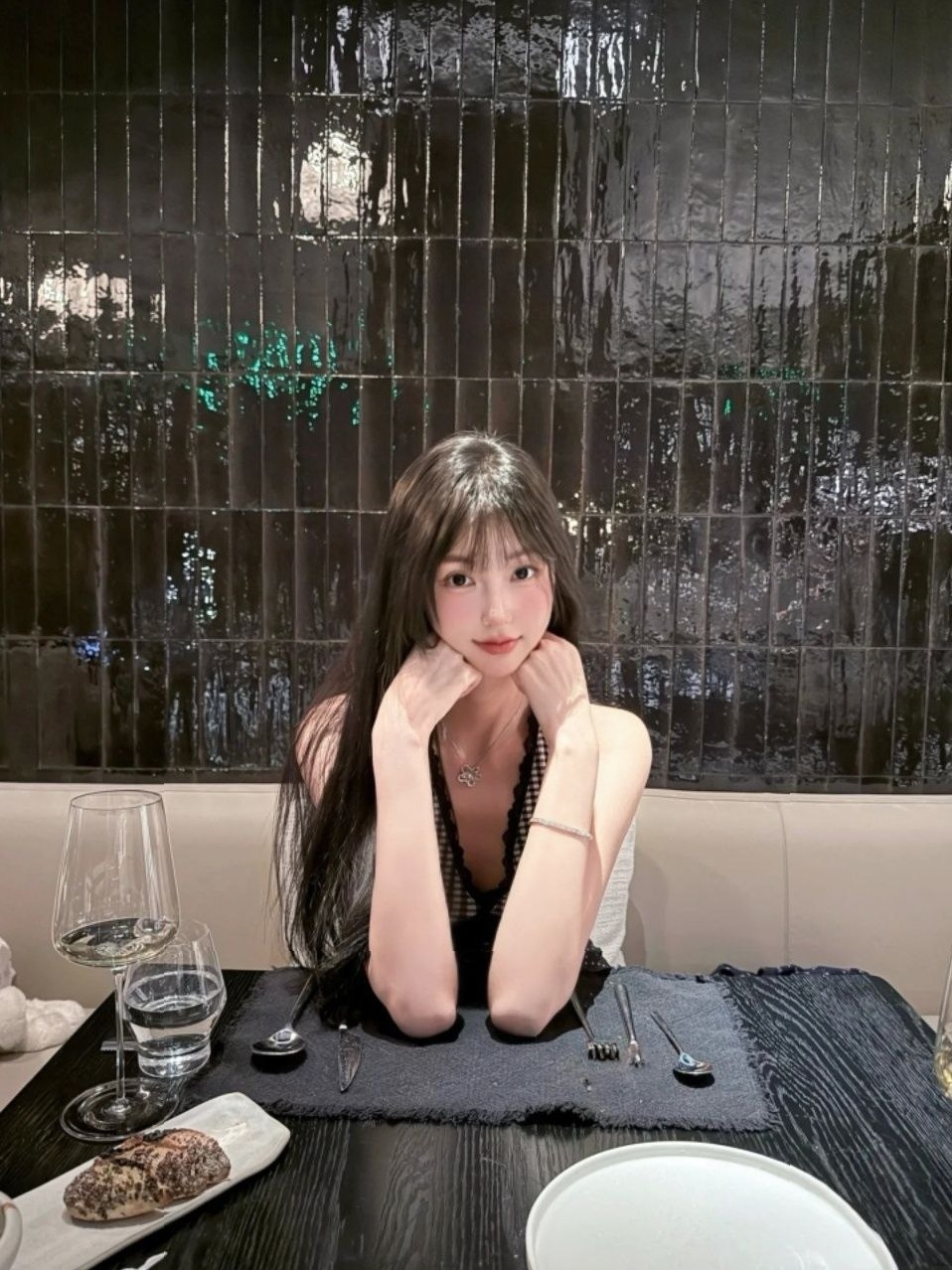 178cm 李婉儿178 硬5 纯欲 深圳 古驰✝