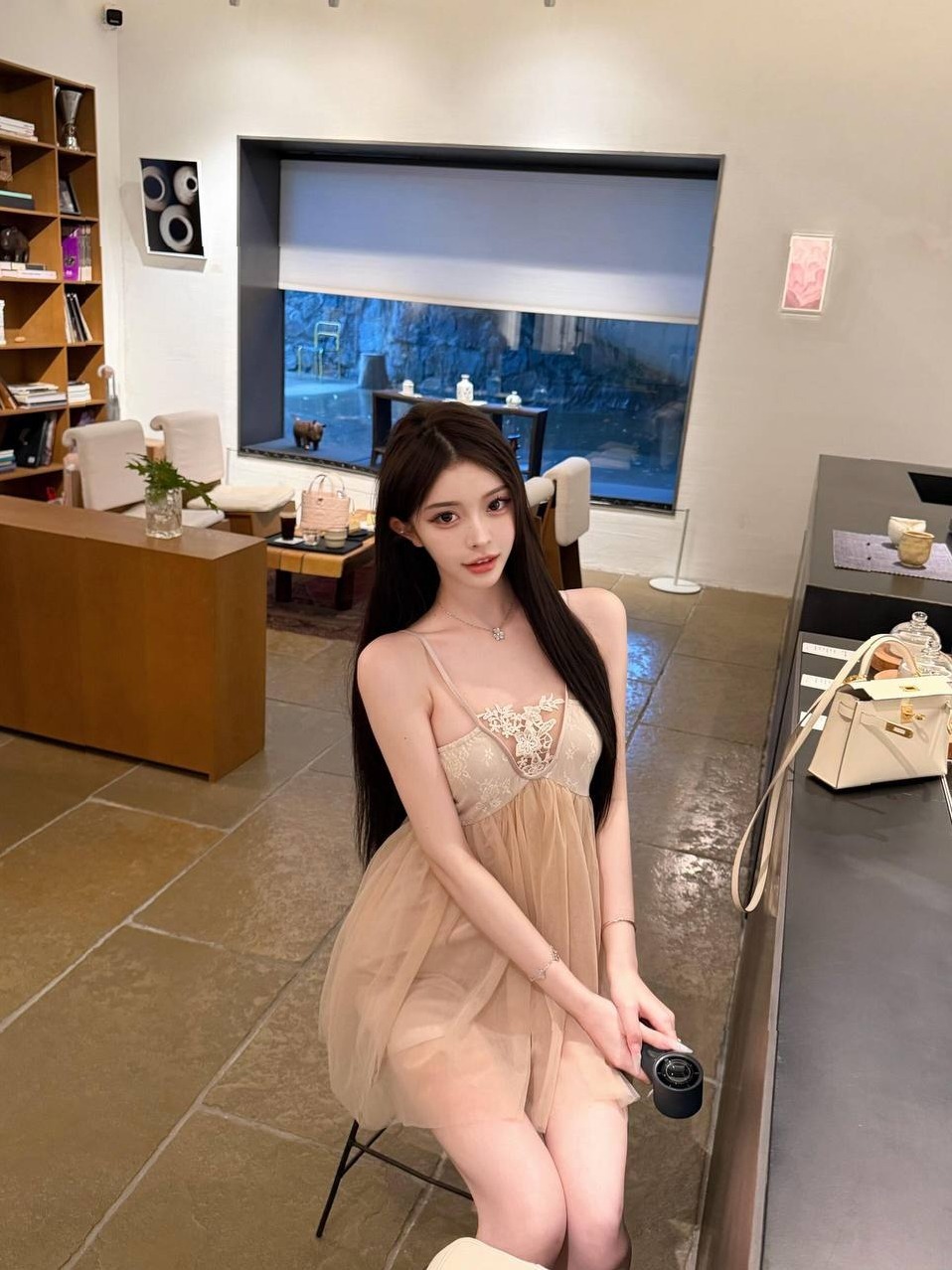 上海 张葡萄 173cm 一字肩 全身雪白 高素质 只外出