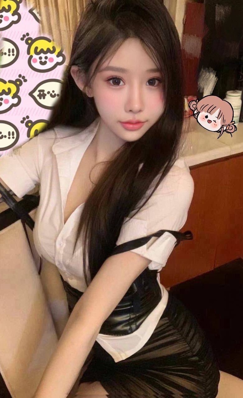 杭州上城香蕉 168cm D杯 45kg 天然丰满挺拔 白嫩无纹身