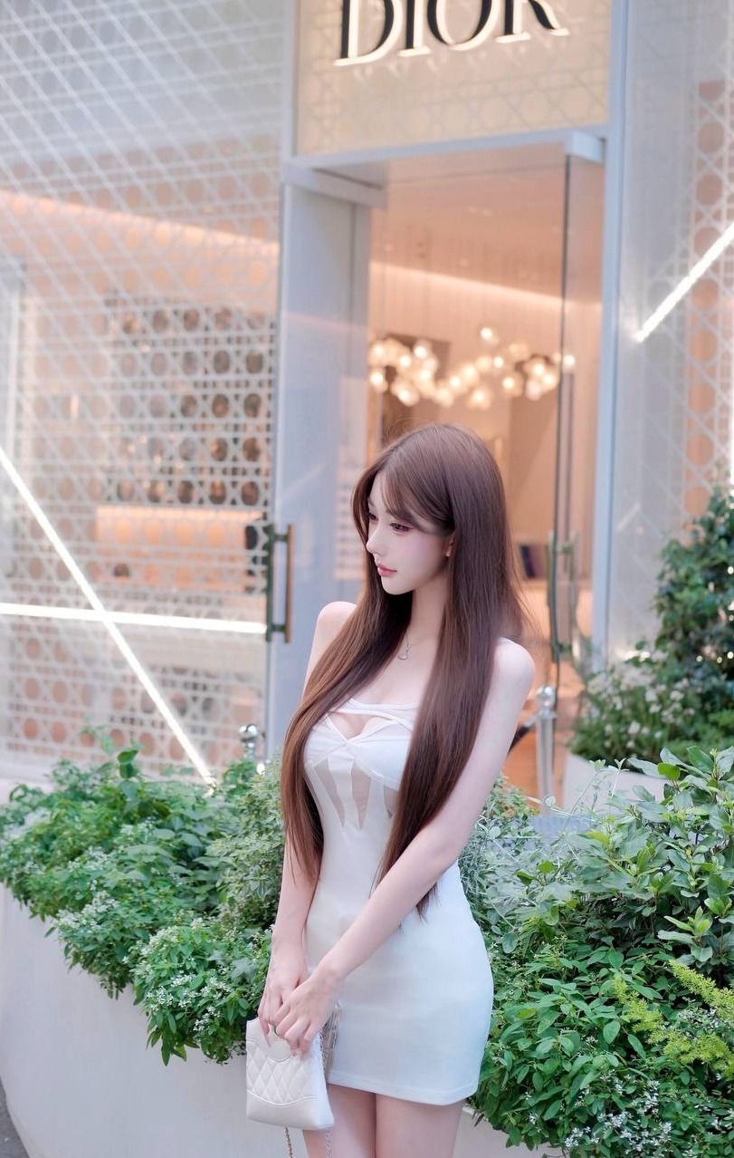 杭州 张艺兴 168高 D罩杯 全身雪白 无整容 初恋女友感