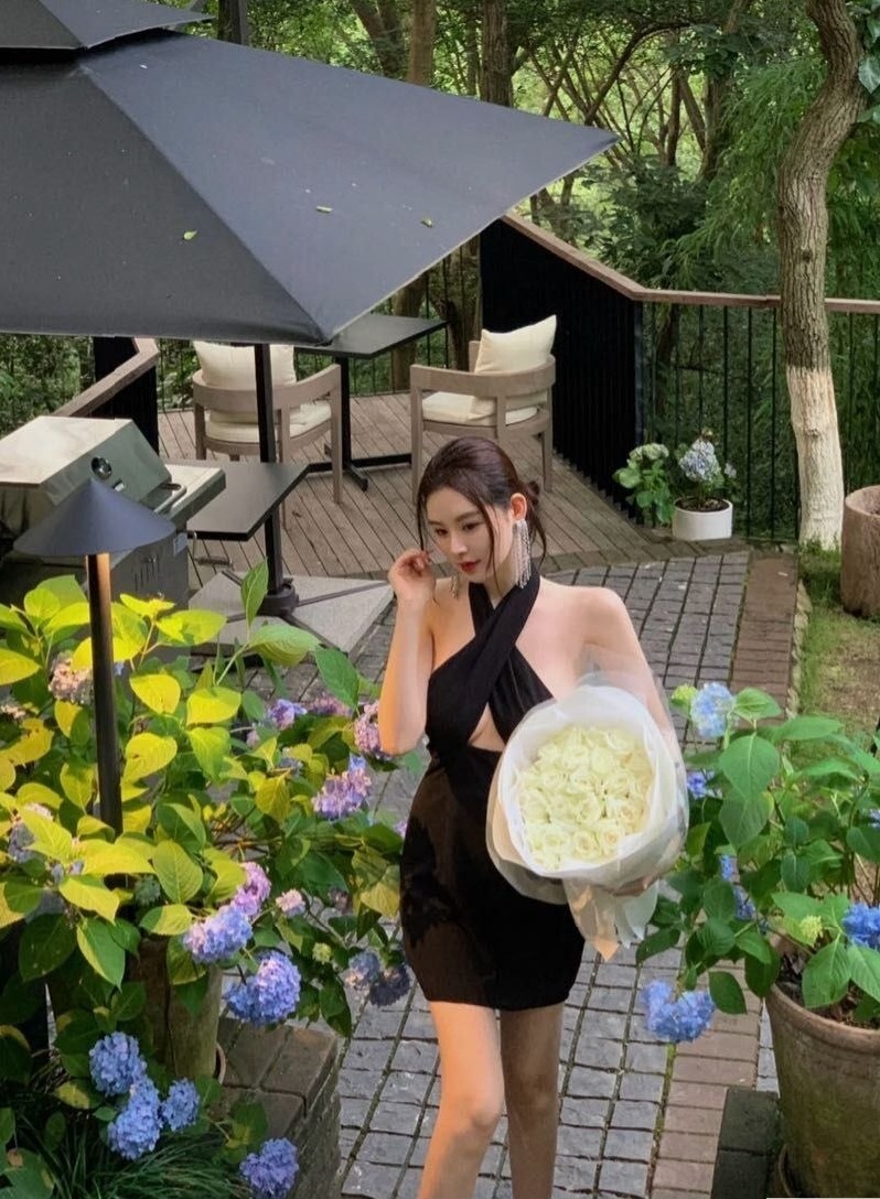 杭州陈一萌 萧山区 清纯甜美 174身高 皮肤白皙 服务素质