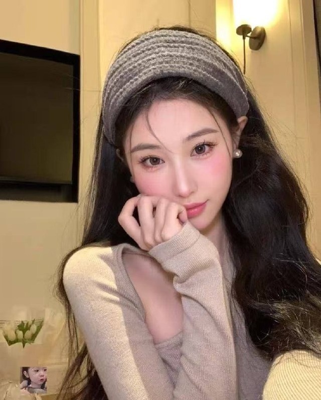 长沙 萌妹 小甜 天然童颜 身高158cm 治愈系笑容