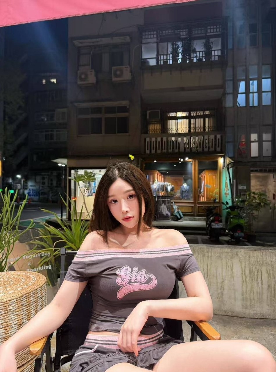 真实台湾妹子 162cm 上海 静安区硬五 周周 