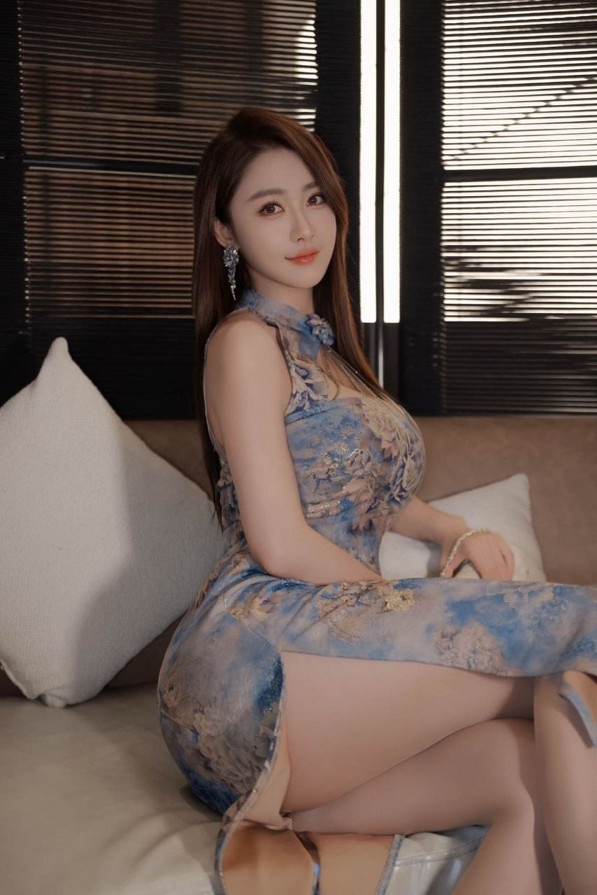 南京 独轩 176cm 丰乳肥臀 小蛮腰 人妻角色扮演
