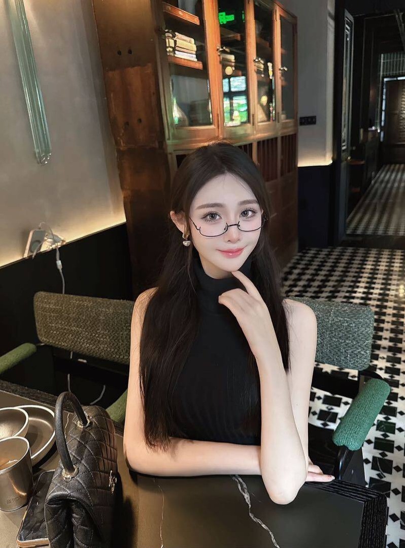 南京 JG瑜伽佳佳 172cm E杯 舞蹈瑜伽