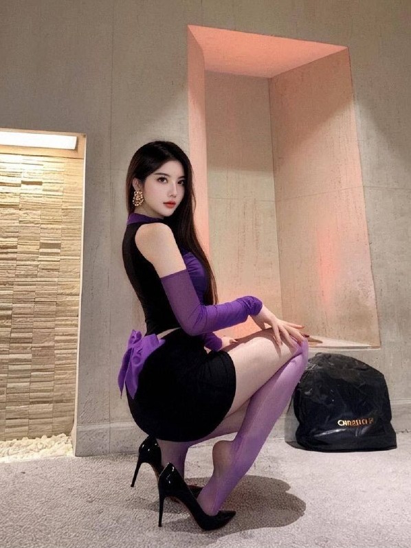 南京 白小蜜 粉嫩冷白皮 176E 温柔甜美风格