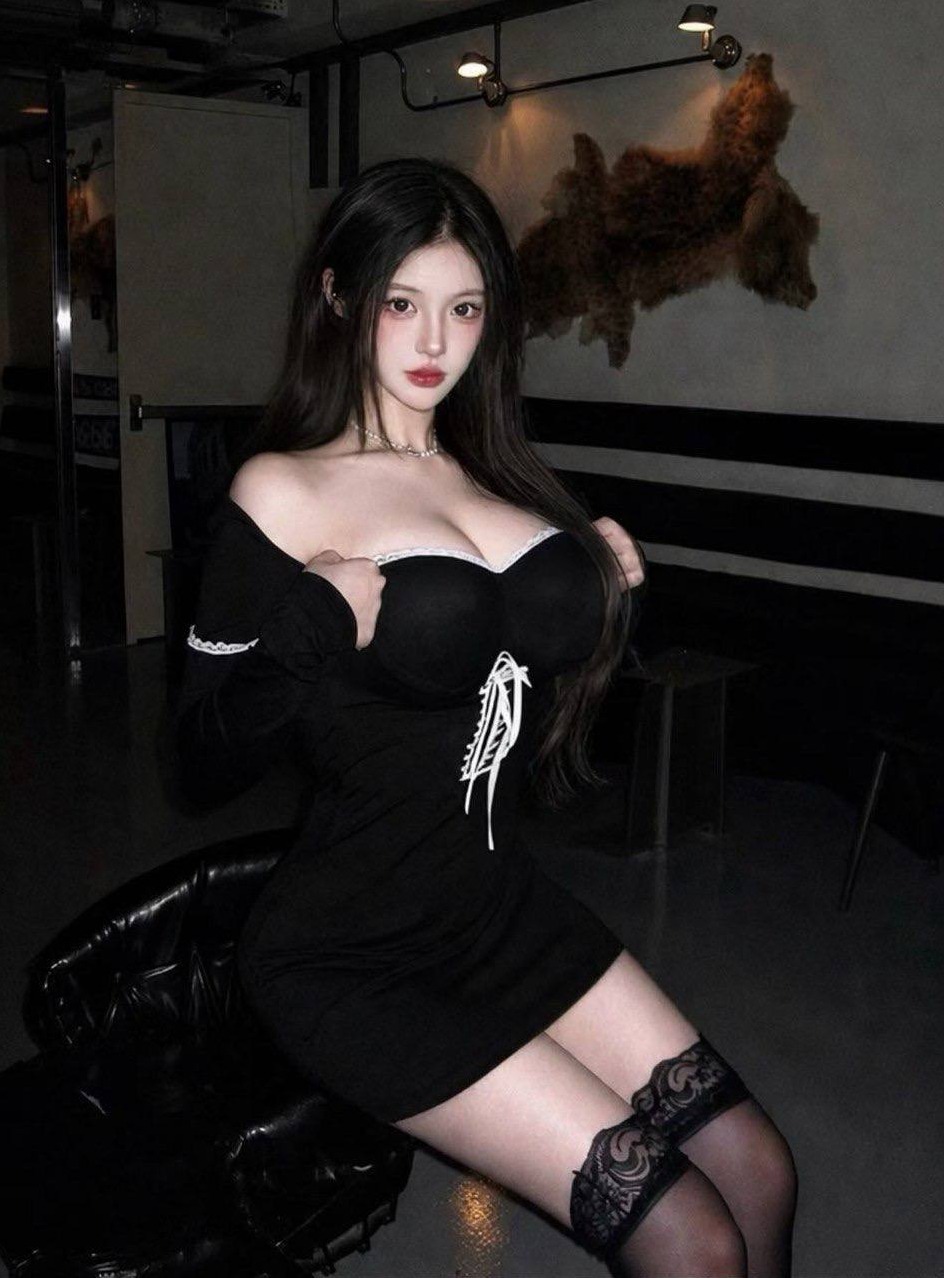 北京 鹦鹉 白皙肌肤 高挑身形 服务贴心