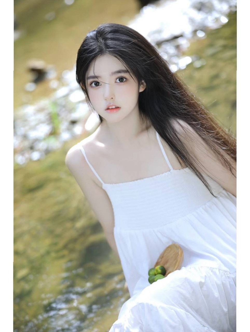 北京 小若 45kg细腿A4腰 素颜无整