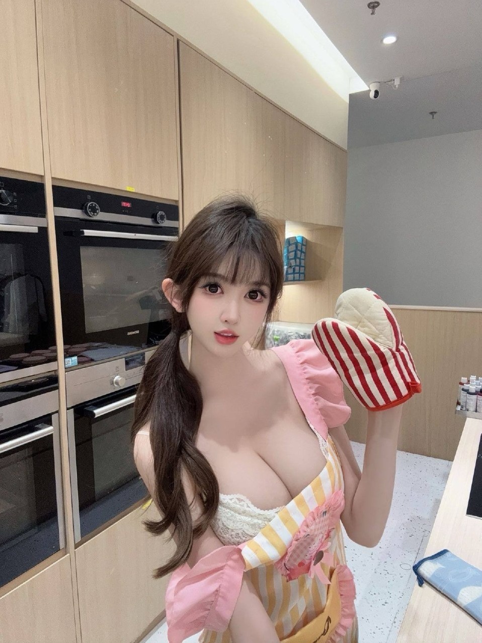 上海 童童 高白纯 大胸 甜美互动