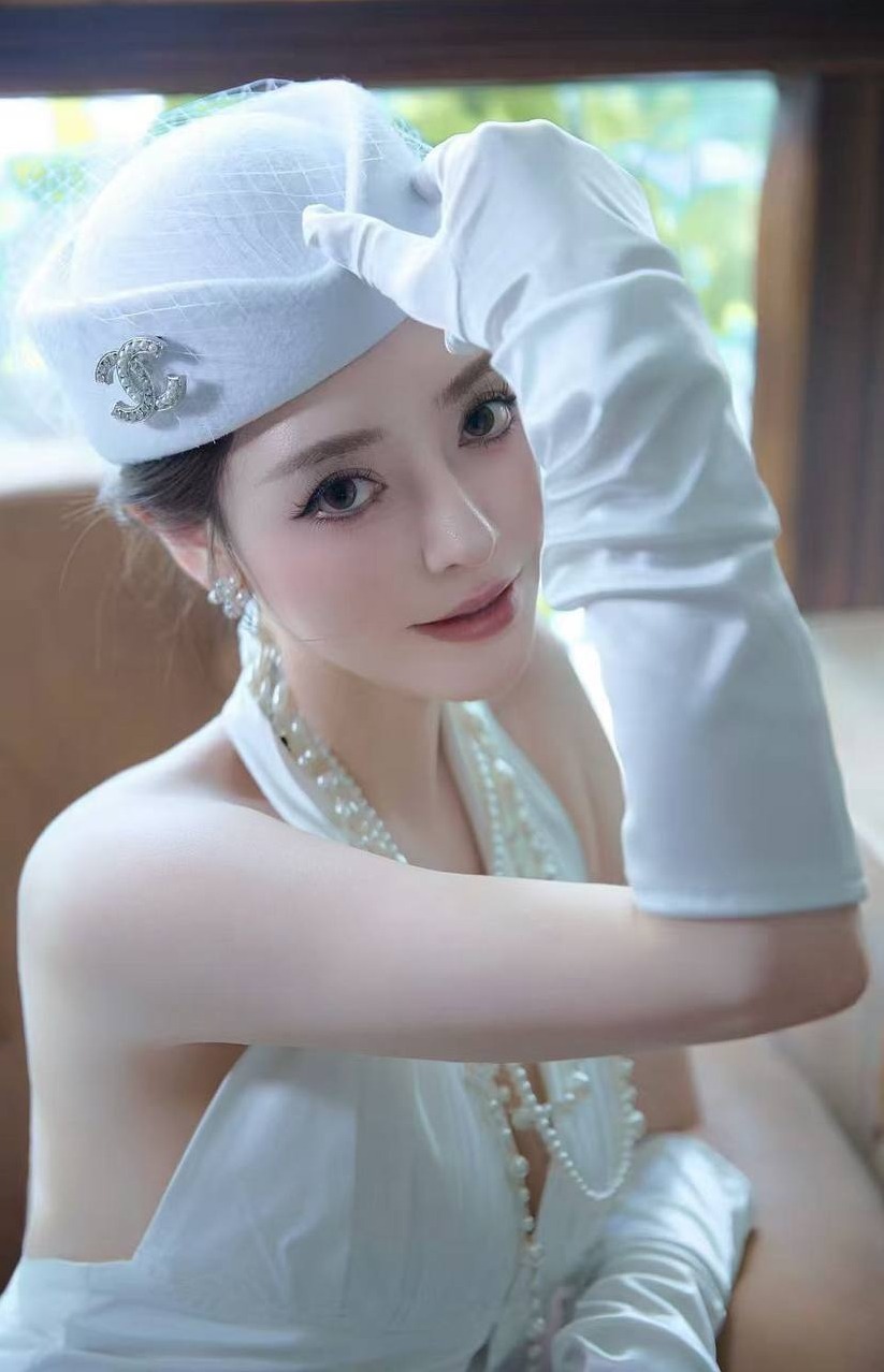 南京 十一 御姐 176cm 雪白肌肤 温柔高情商