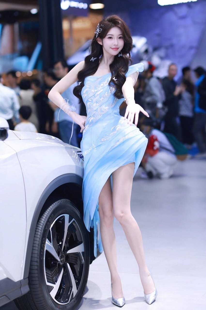 上海 艺名待定 身材匀称 清纯甜美 服务热情