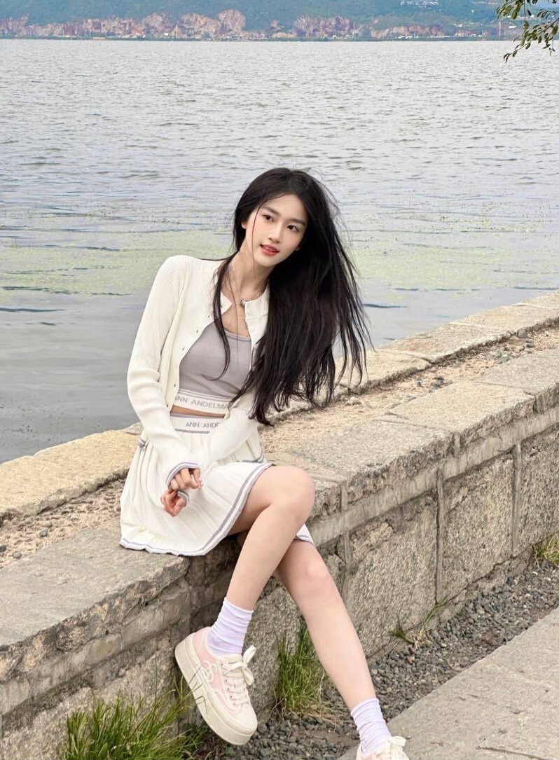 杭州 香蕉 清冷纯欲 167cm C杯 旅游爱好